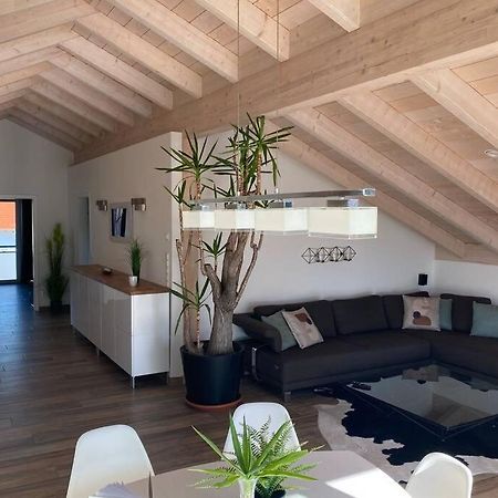 Lichtdurchflutete Wohnung Mit Grosser Dachterrasse Bruckmühl Exterior foto