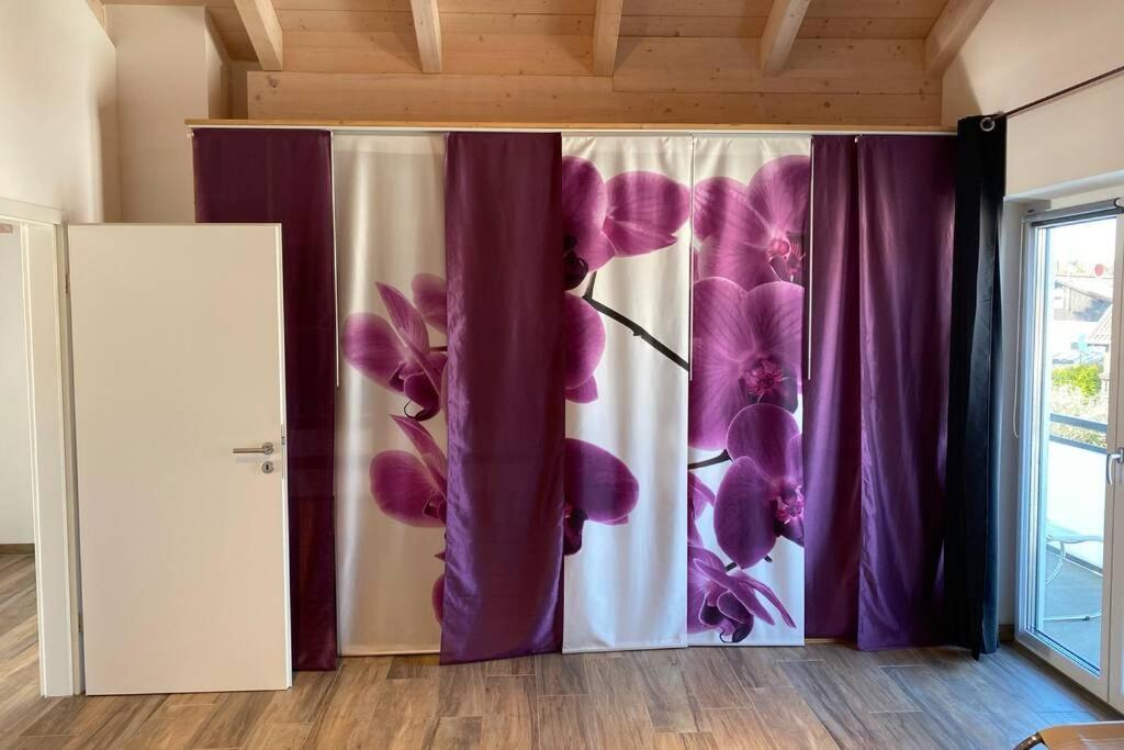 Lichtdurchflutete Wohnung Mit Grosser Dachterrasse Bruckmühl Exterior foto