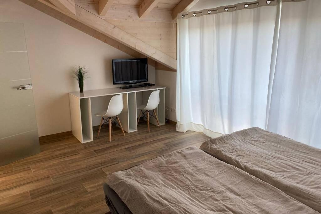 Lichtdurchflutete Wohnung Mit Grosser Dachterrasse Bruckmühl Exterior foto